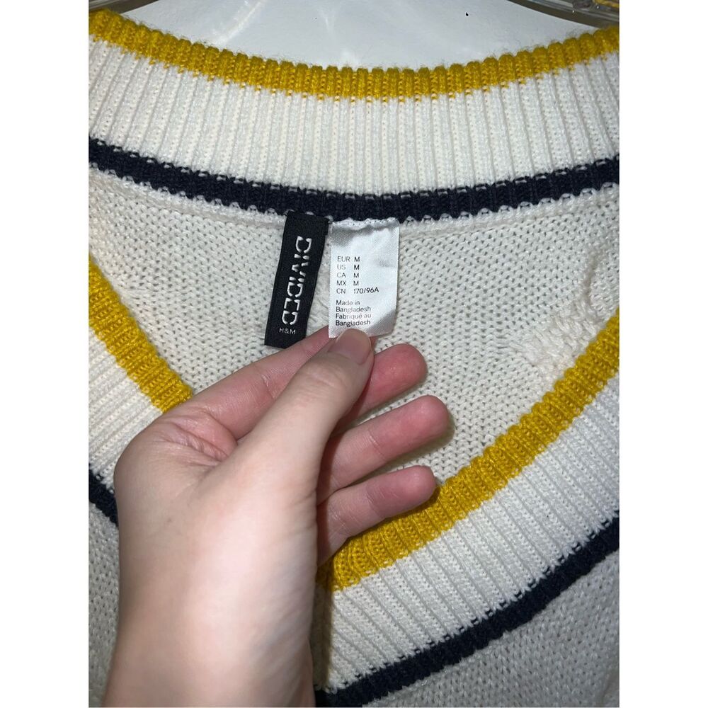 Women’s Cable Knit Twist V Neck Sweater Varsity Cream/blue/yellow M - Picture 5 of 7